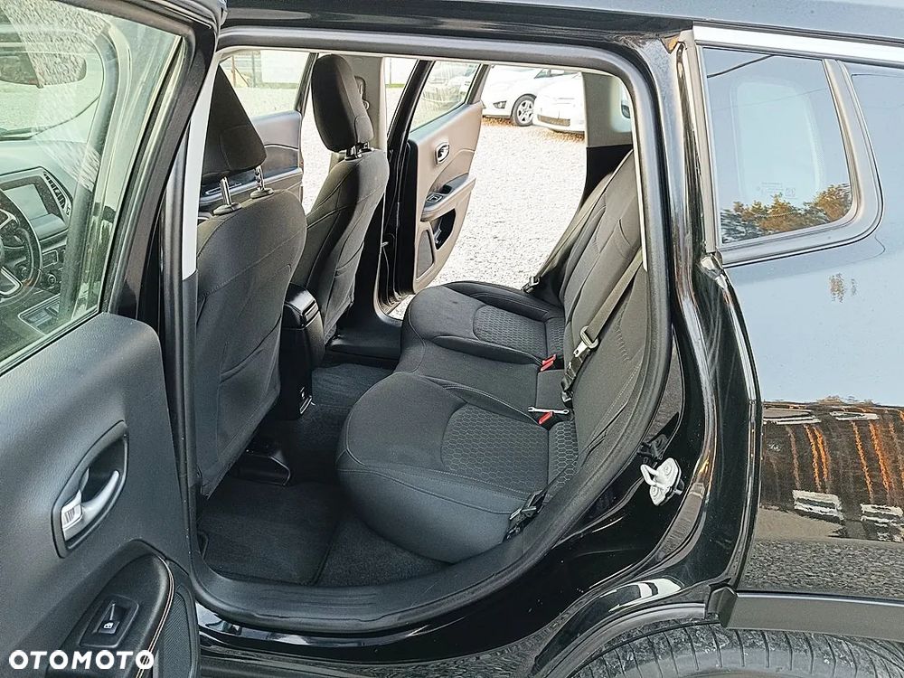 Jeep Compass 1.3 TMair Longitude FWD S&S - 11