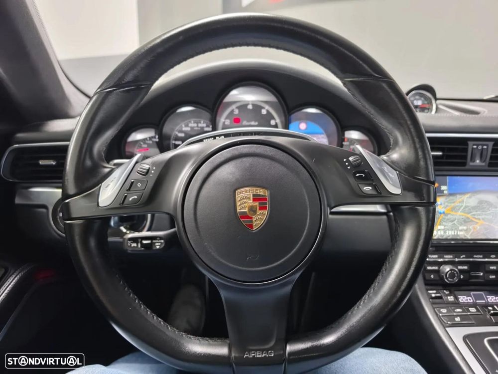 Porsche 911 (991) Turbo PDK - 17
