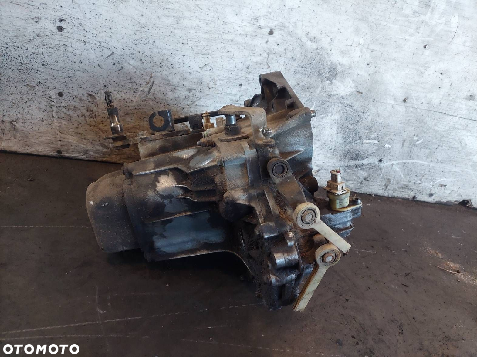 SKRZYNIA BIEGÓW PEUGEOT 206 I 1.4 8V 20CE45 - 4
