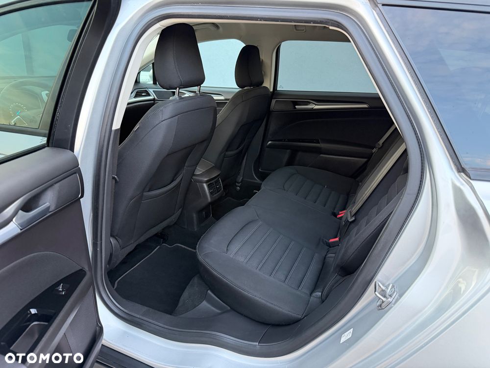 Ford Mondeo 2.0 TDCi Titanium PowerShift - 7