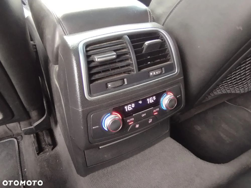 Audi A6 Avant 3.0 TDI Quattro S tronic - 25