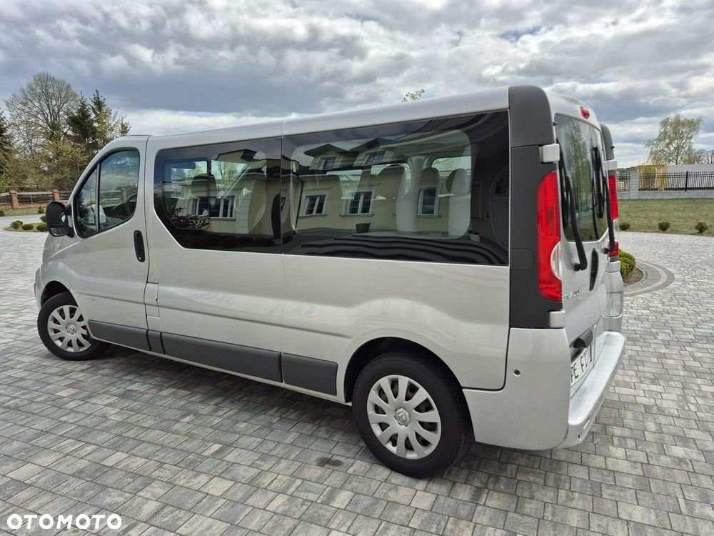 Renault Trafic - 15