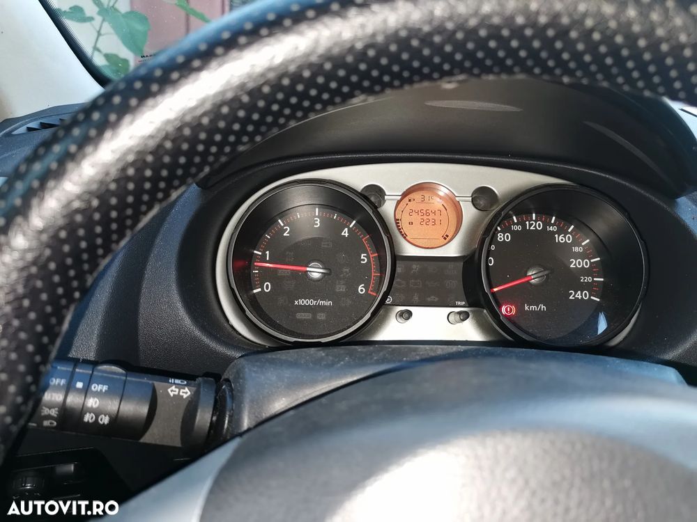 Nissan Qashqai 2.0 DCI Tekna - 9