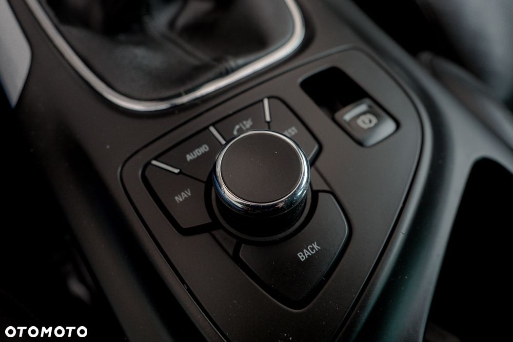 Opel Insignia 1.6 T Sport - 29