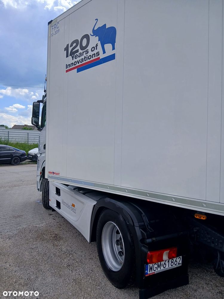 Mercedes-Benz Actros - 7