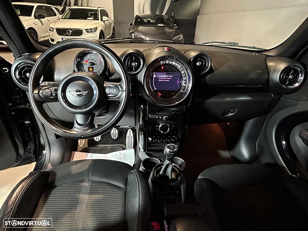 MINI Countryman Cooper SD ALL4 - 23