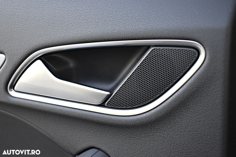 Audi Q3 2.0 TDI Quattro S tronic - 32