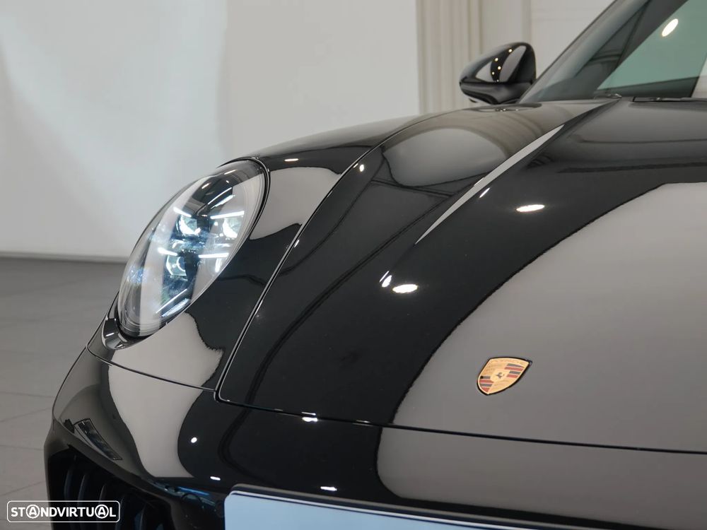 Porsche 911 (992) Carrera 4 GTS - 2