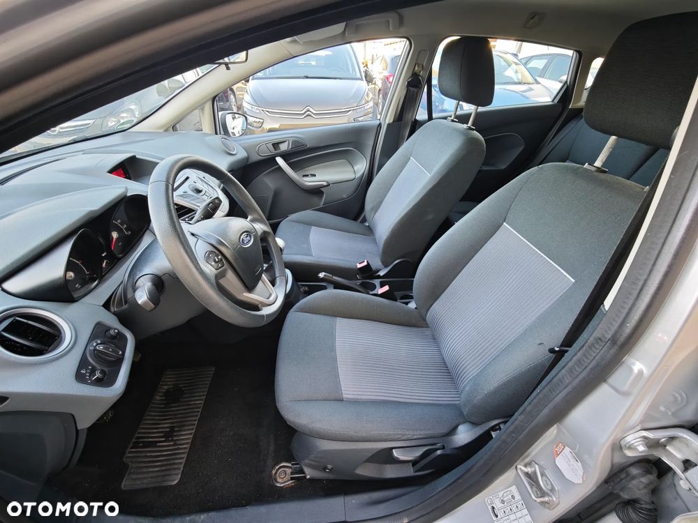 Ford Fiesta 1.25 Trend - 10