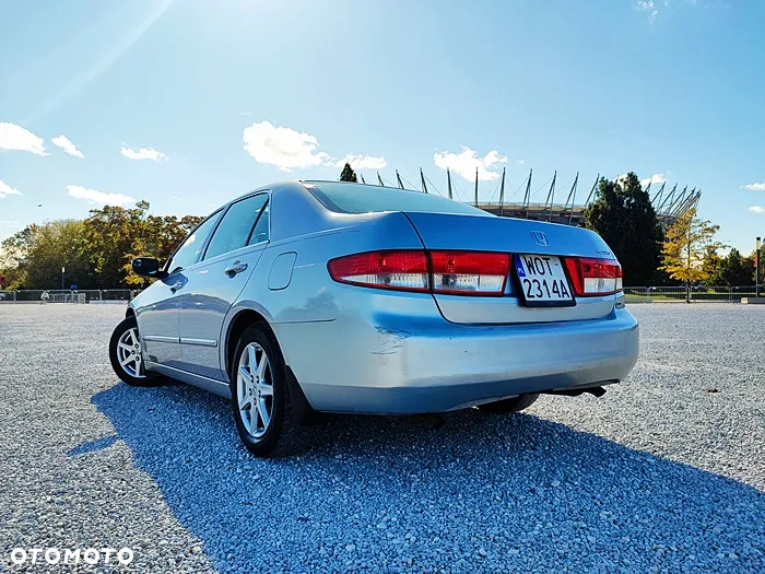 Honda Accord 3.0 V6 EX - 8