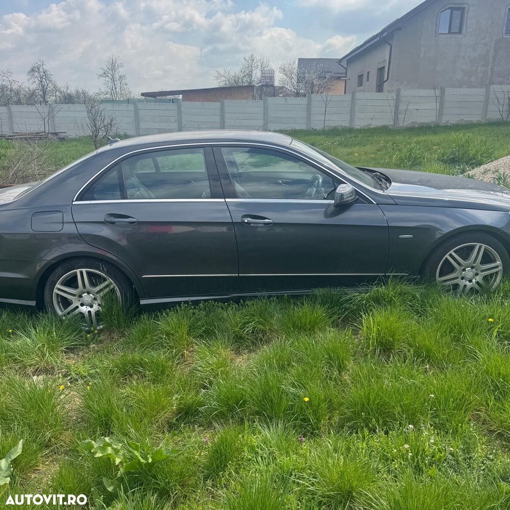 Dezmembrez Mercedes benz e350 CDI w212 - 12