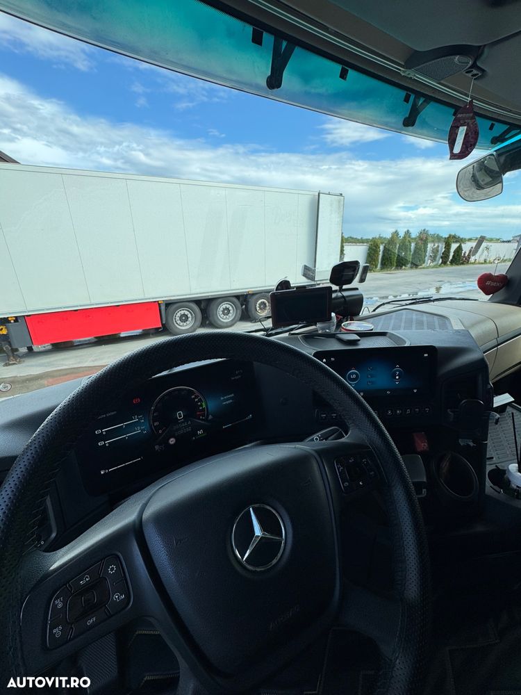 Mercedes-Benz Actros 1846 - 8