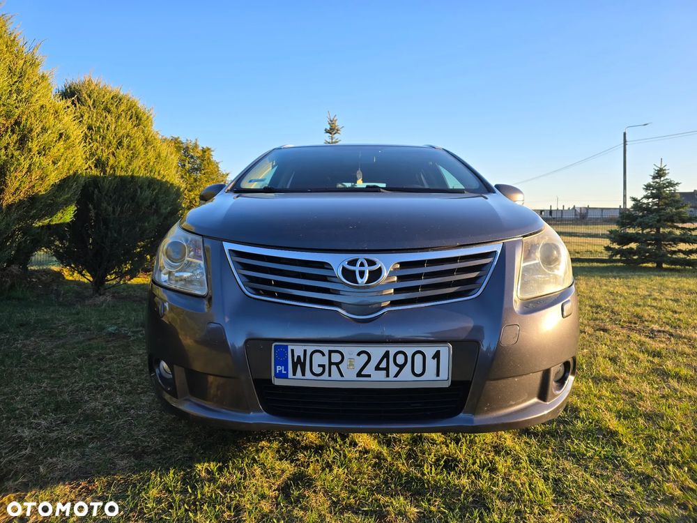 Toyota Avensis 2.0 D-4D Luna - 6