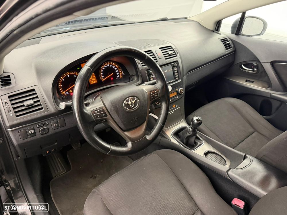 Toyota Avensis SD 2.0 D-4D - 6