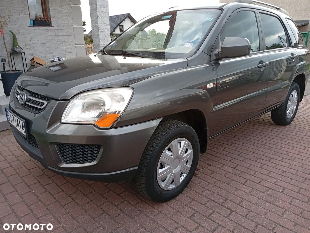 Kia Sportage 2.0 Tour - 1