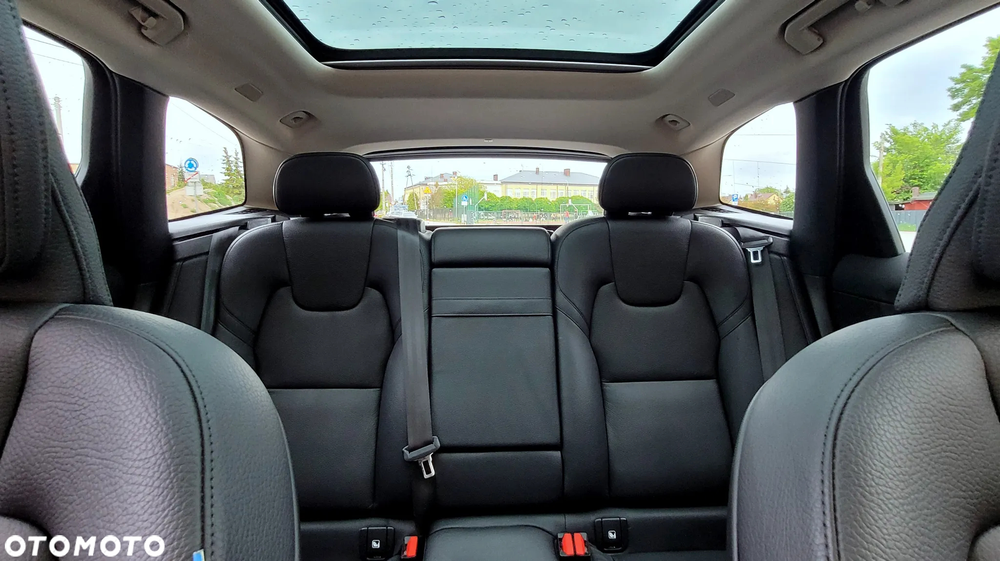 Volvo XC 60 T6 AWD Plug-In Hybrid Inscription - 14