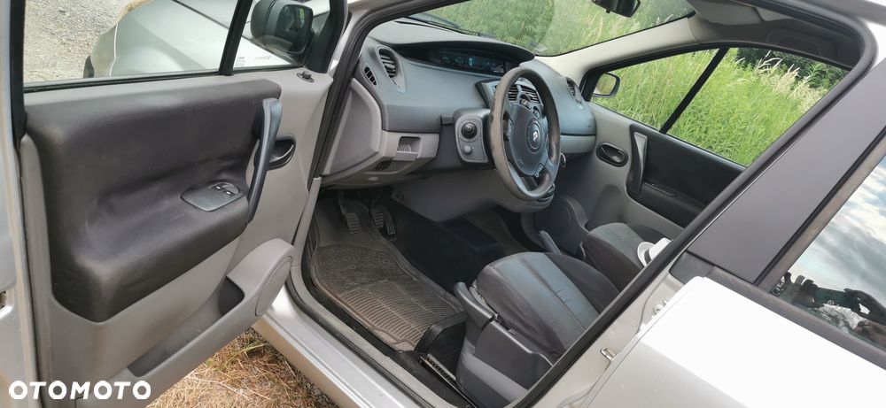 Renault Scenic - 5