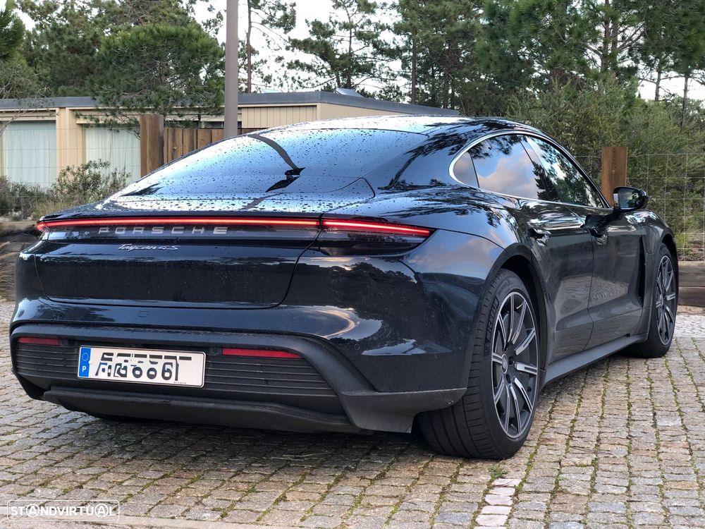 Porsche Taycan 4S - 3