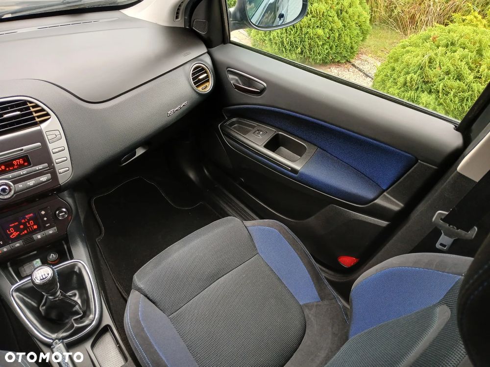 Fiat Bravo 1.9 Multijet 16V Sport - 24