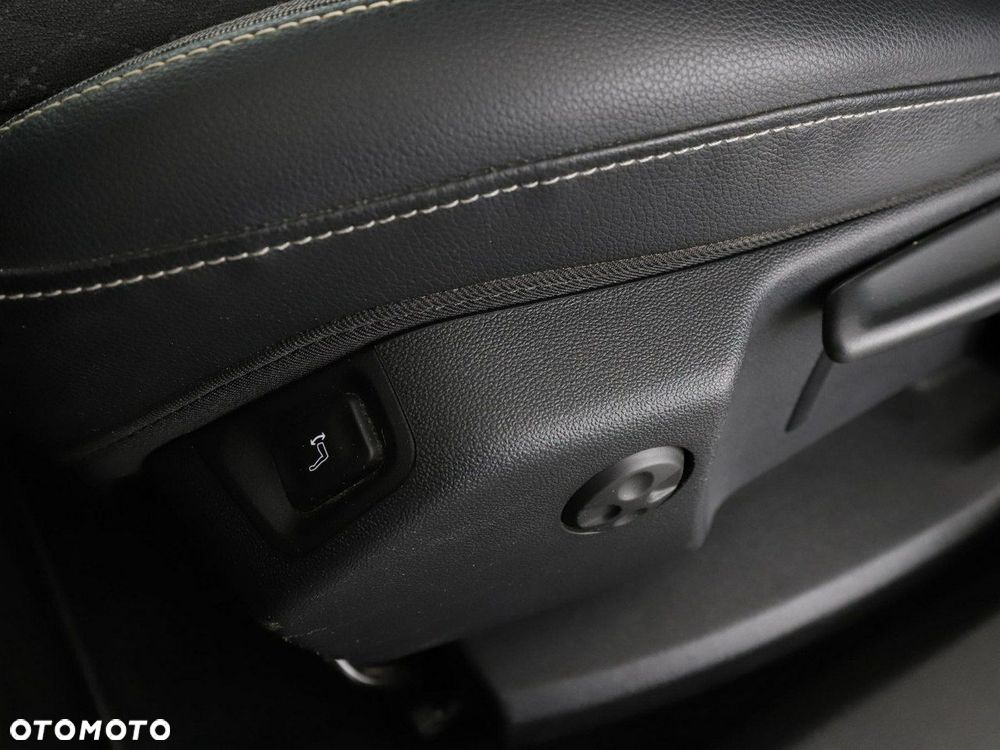 Opel Grandland X 1.2 T GPF Design Line S&S - 35