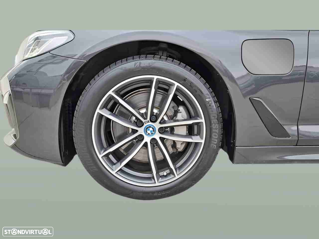 BMW 530 e - 6