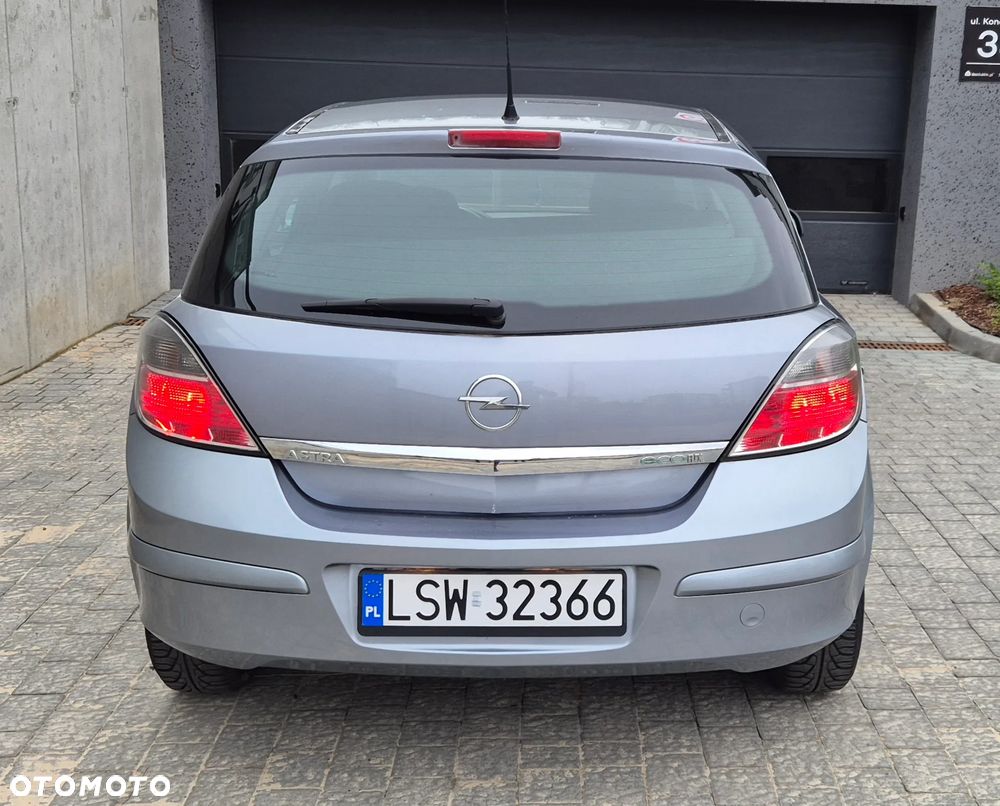 Opel Astra - 11