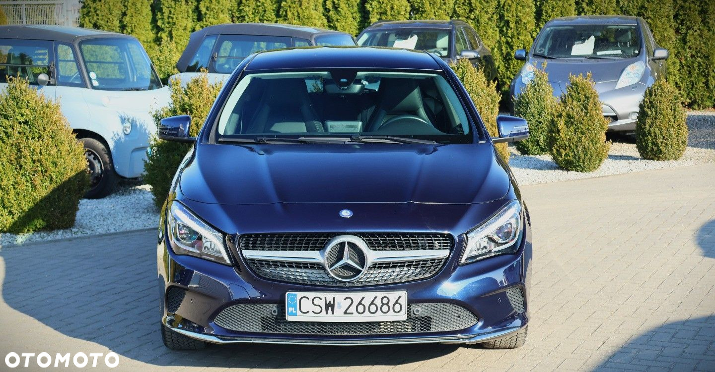 Mercedes-Benz CLA - 10