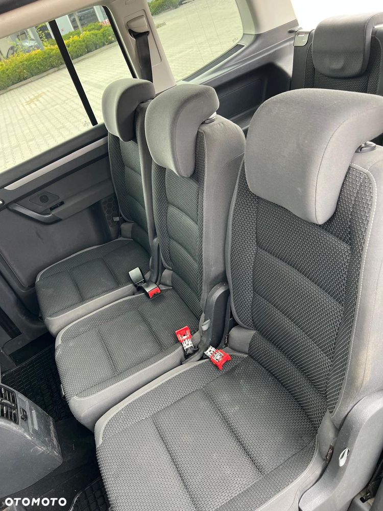 Volkswagen Touran 1.6 TDI DPF Comfortline - 9