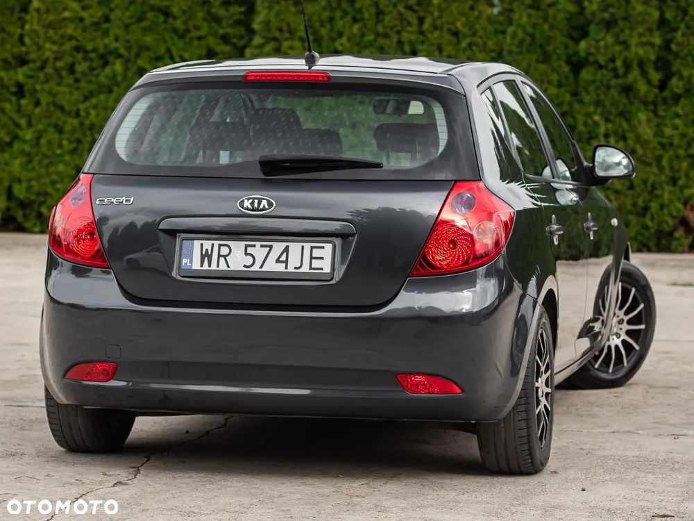 Kia Ceed 1.4 CVVT LX Basis - 12