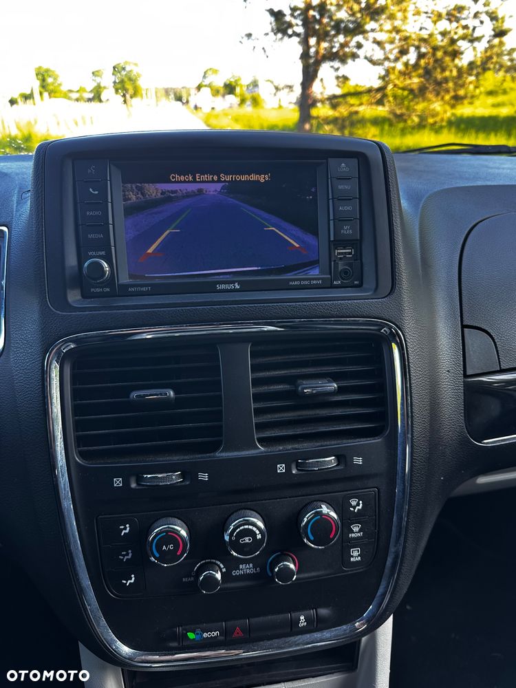 Dodge Grand Caravan 3.6 R/T - 13