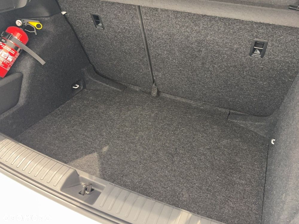 Skoda Kamiq 1.0 TSI Selection - 34