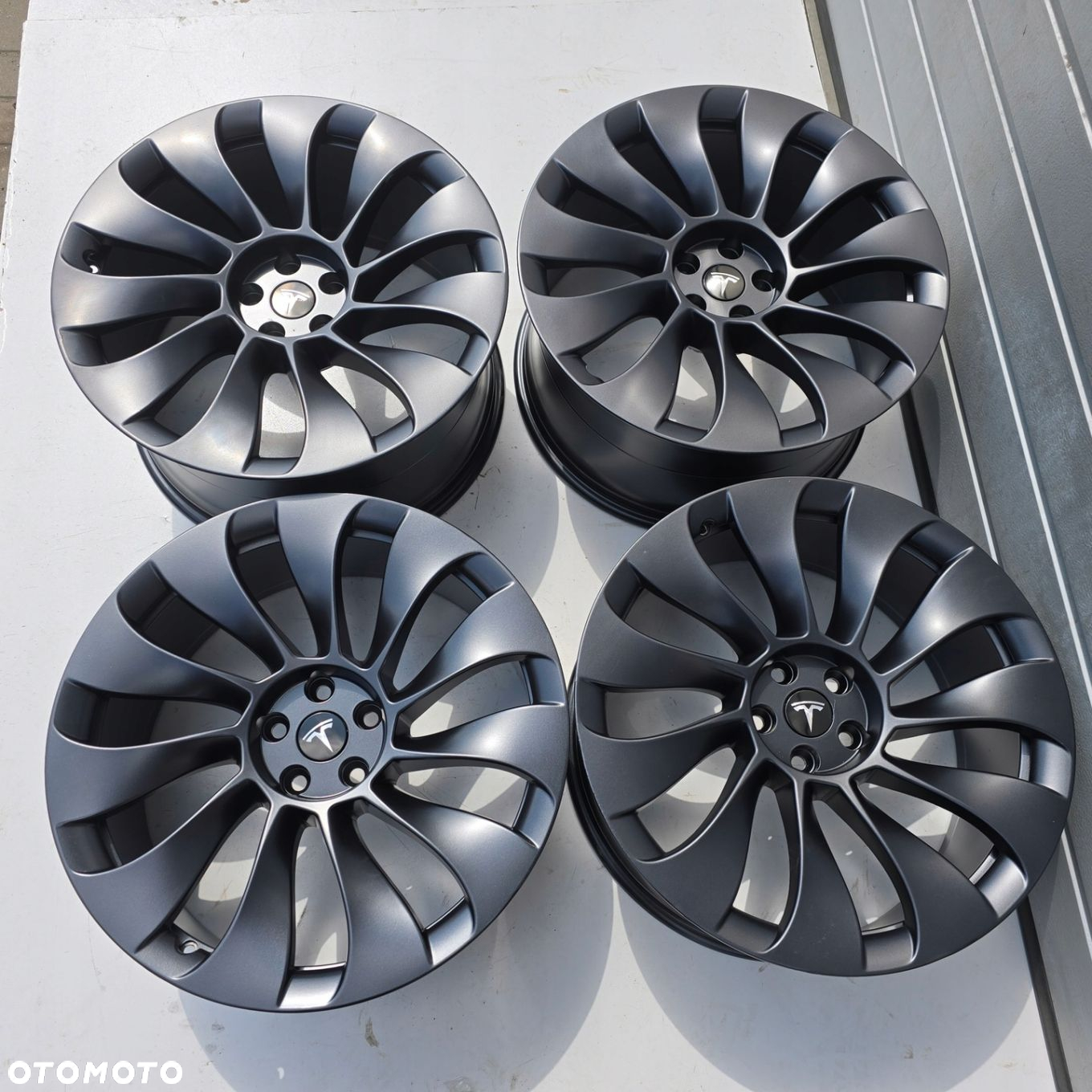TESLA MODEL Y UBERTURBINE 5X114.3 21 ET40 JAK NOWE 4X - 3