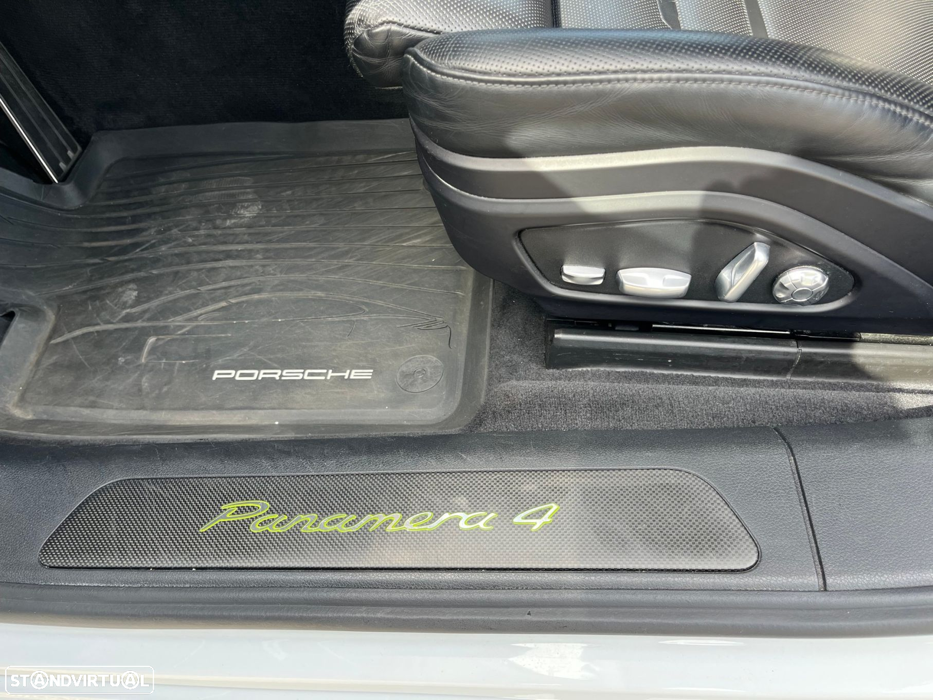 Porsche Panamera Sport Turismo 4 E-Hybrid - 31