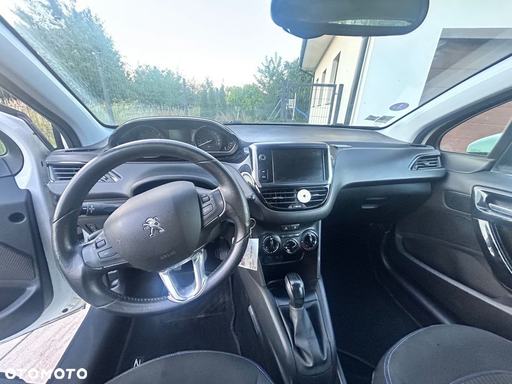 Peugeot 208 1.2 PureTech Access - 5