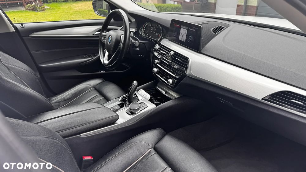 BMW Seria 5 520d xDrive Sport Line sport - 20