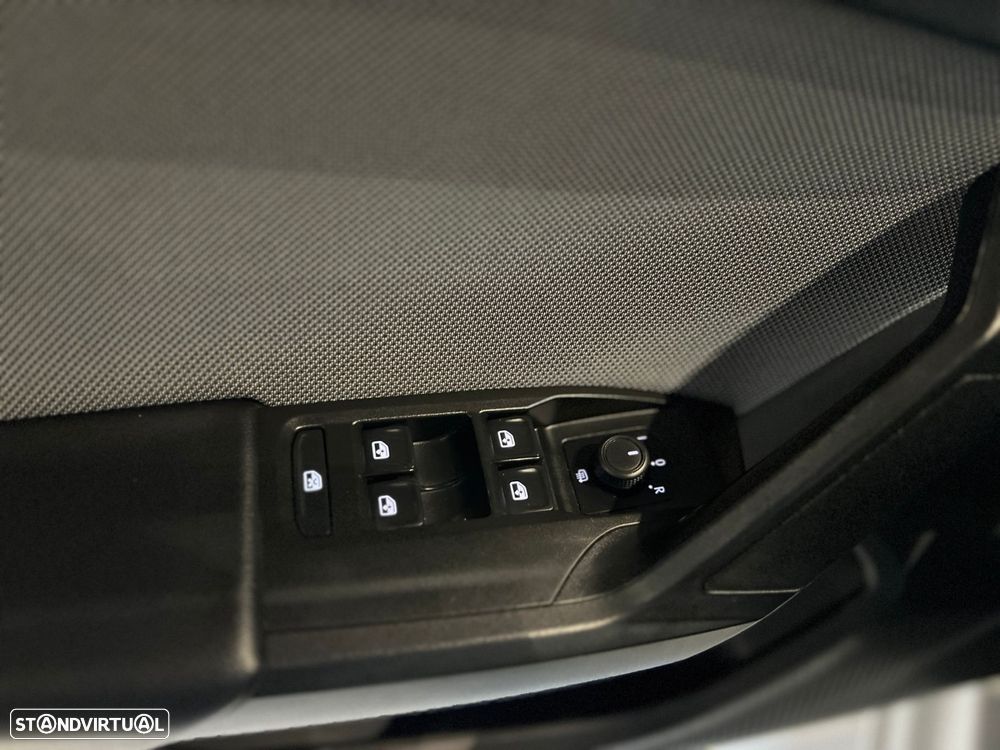 SEAT Leon 2.0 TDI FR - 24