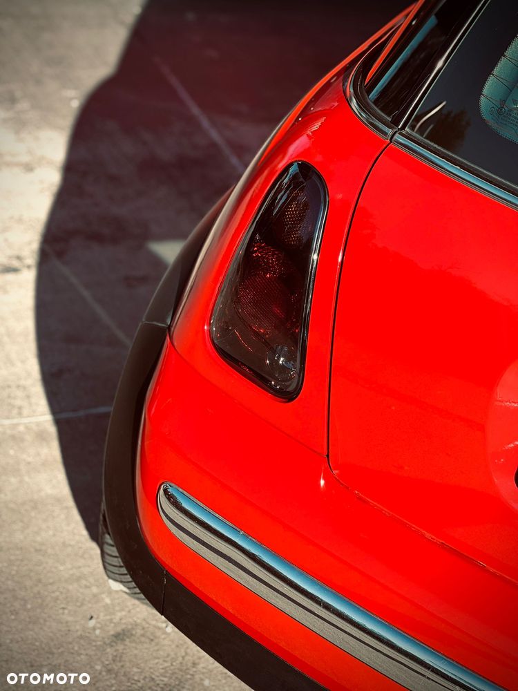 MINI Cooper Standard - 16