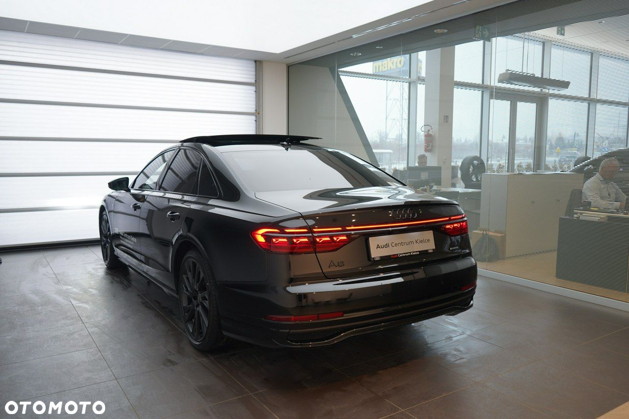Audi A8 - 3