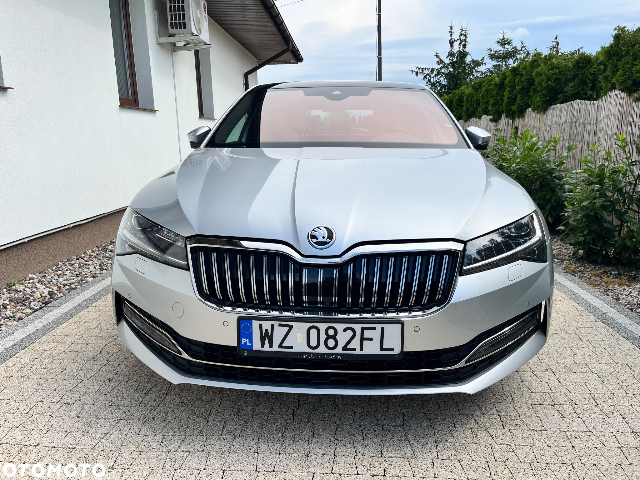 Skoda Superb 2.0 TDI SCR 4x4 L&K DSG - 24