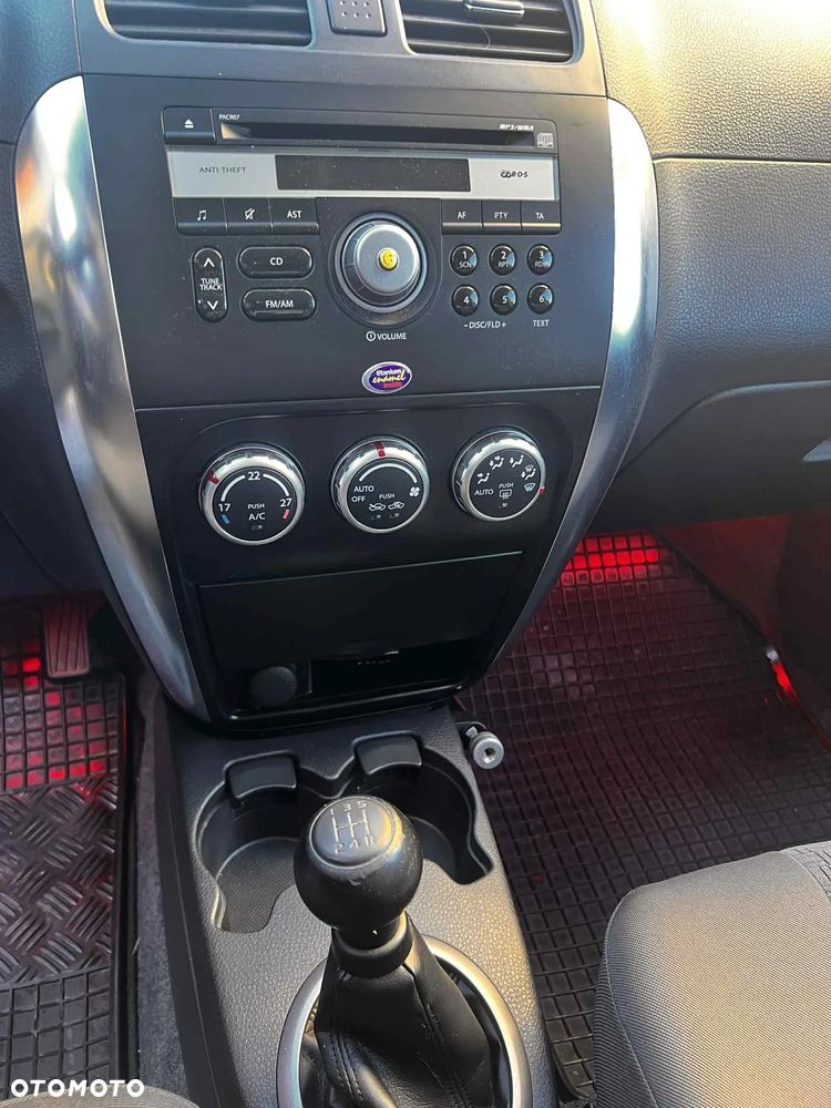 Suzuki SX4 - 4