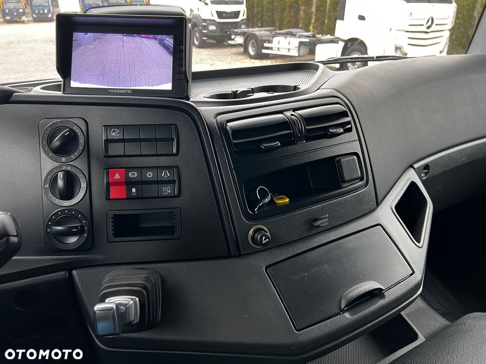 Mercedes-Benz ATEGO - 29