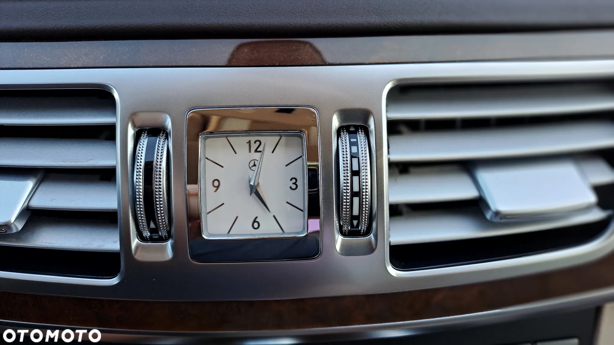 Mercedes-Benz Klasa E 250 Elegance - 22