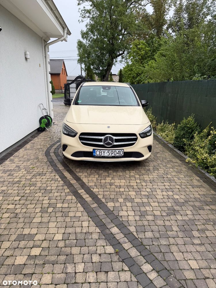 Mercedes-Benz Klasa B 180 d 7G-DCT - 35