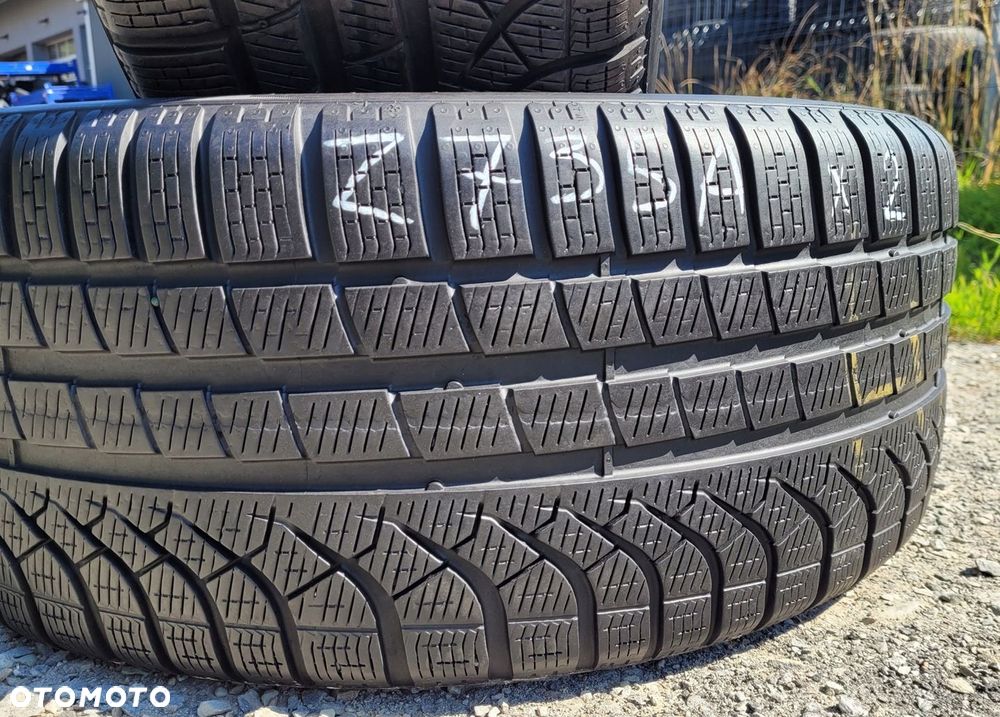 2x Pirelli P Zero Winter 255/45R19 104V XL Z735A - 5