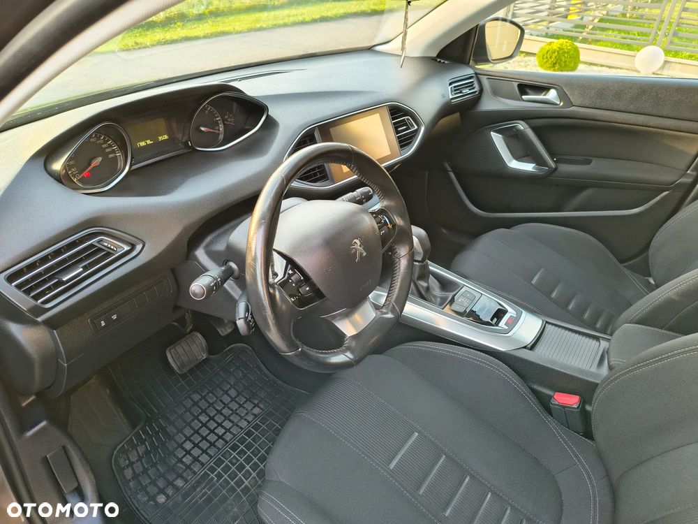 Peugeot 308 BlueHDi 150 Automatik Stop & Start Allure - 18