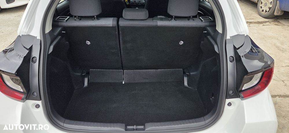 Toyota Yaris 1.0 L Eco - 19