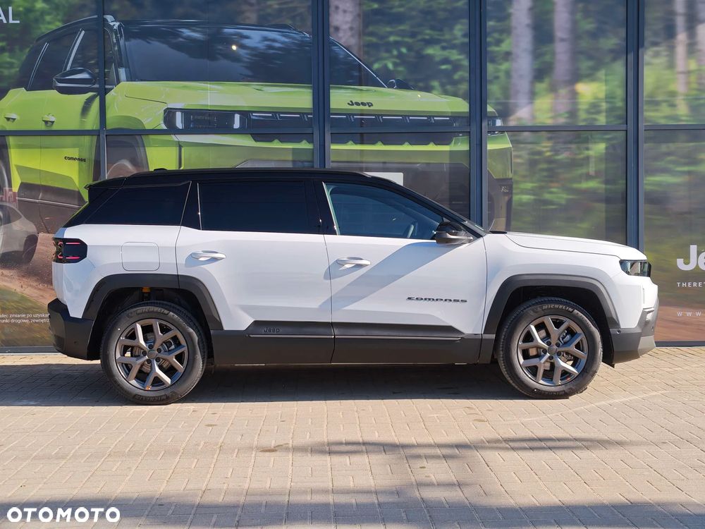 Jeep Compass ver-1-2-t3-mhev-first-edition-fwd-dct - 4