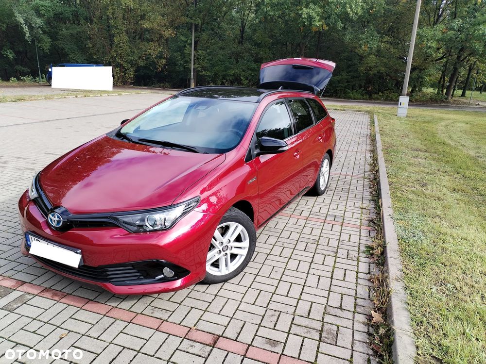 Toyota Auris 2018 photo 3