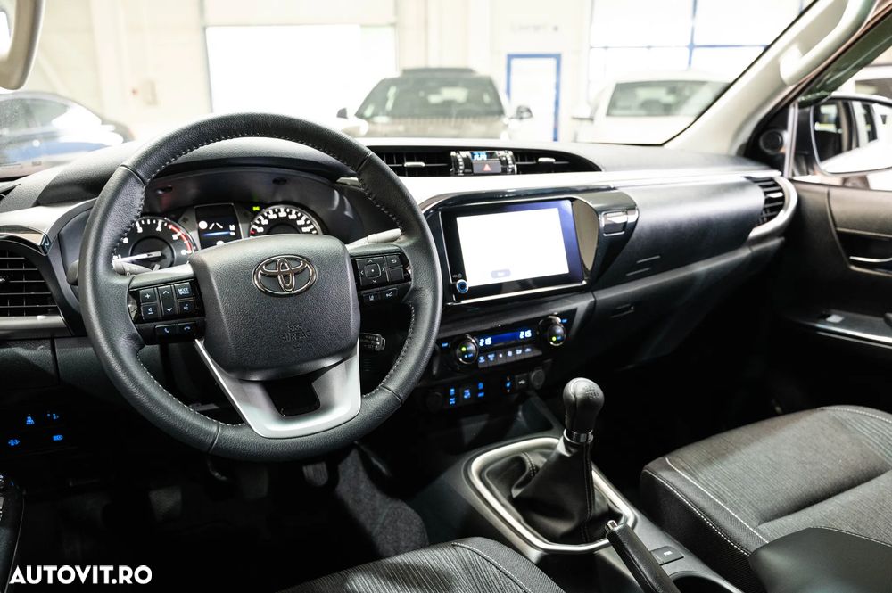 Toyota Hilux - 5