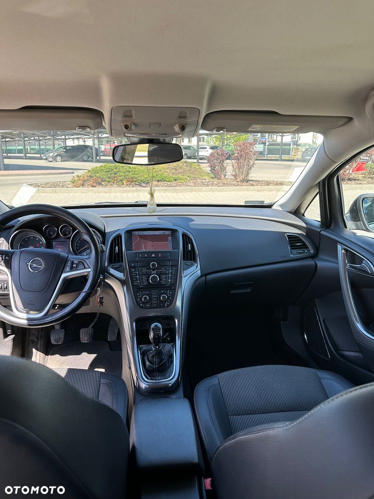 Opel Astra 1.4 T Cosmo - 1